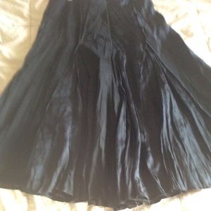 Aline shirt with side panel pretty flower details